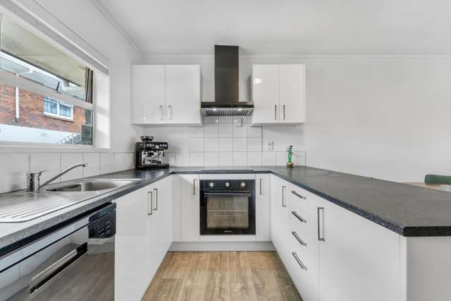 More Than 2 Beds: Rumpus + Garage