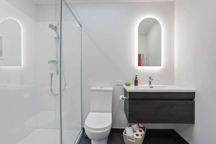 5 Taitua Drive Te Atatu South_22