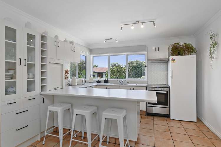 24 Culzean Grove Bell Block_3