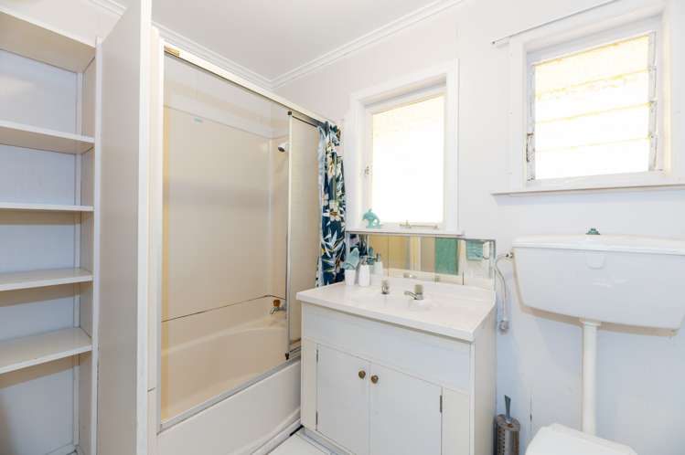 32 Vera Road Te Atatu South_17