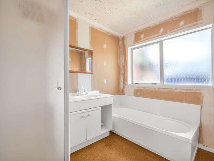 26 Westminster Drive Owhata_14