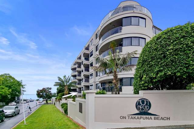 1c/175 Hurstmere Road Takapuna_4