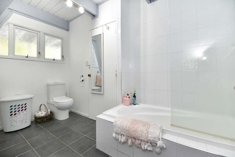 10a Win Grove Hatfields Beach_12