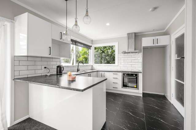 9 Sacha Place Glenview_4