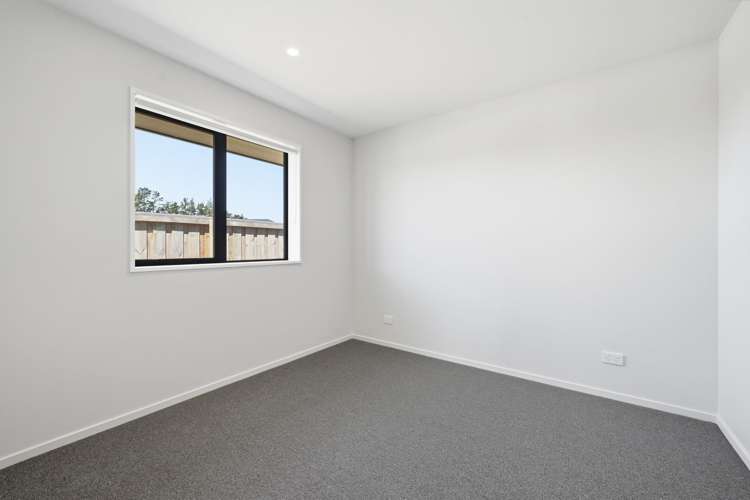 33 Greig Crescent Amberley_13