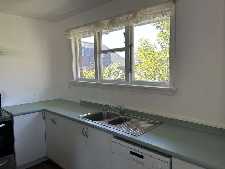 7 Suva Street 1562_6