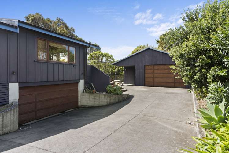 506 Ocean Road Whangamata_31