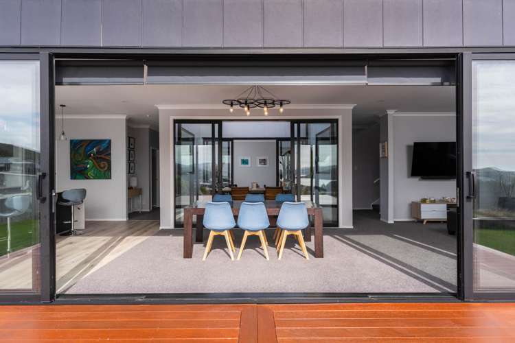 28 Queen Charlotte Drive Aotea_20