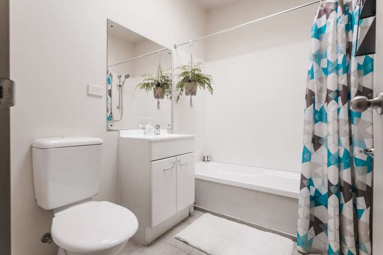 16/17 Georgia Terrace Albany_14