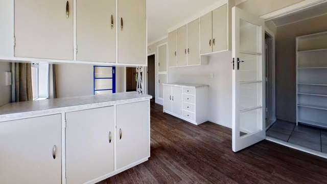 8 Arthur Grove Waikanae_2