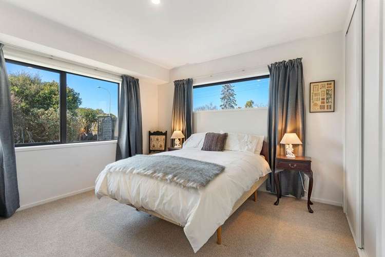 1 Ashmore Park Road Carterton_1