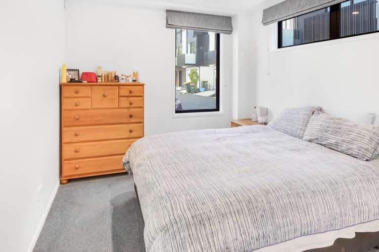 11/182 London Street Hamilton Central_8