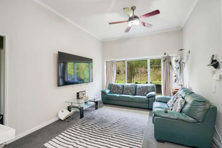 215 Rakahouka Grove Bush Road Winton Surrounds_13