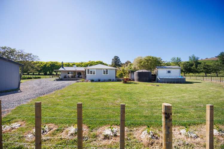 2373 Pohangina Valley East Road Pohangina Valley_13