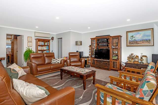 50 Sterling Park Lytton West_3