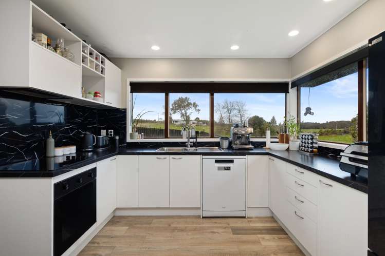 210 Morrison Road Pukekawa_18