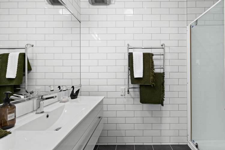 201 Marine Parade Napier South_9