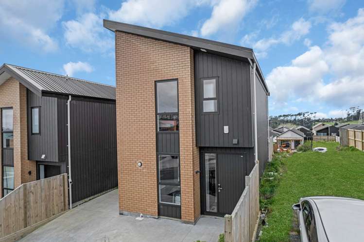 36 Puwha Street Massey_23