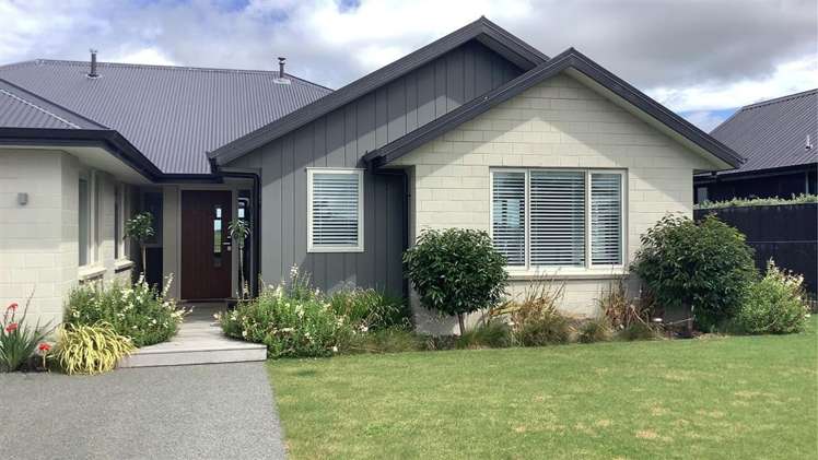 9 Waterton Point Huntingdon_0