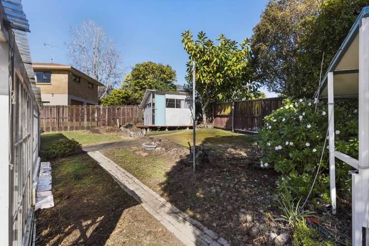 101 Oaktree Avenue Browns Bay_23