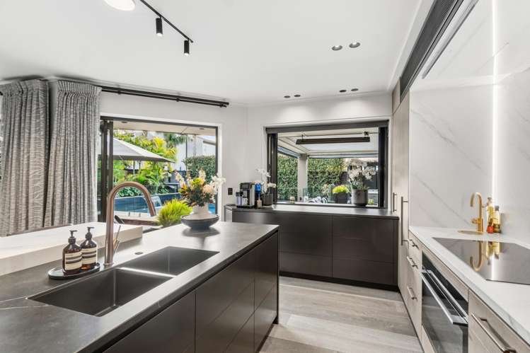 46 Manor Park Sunnyhills_9