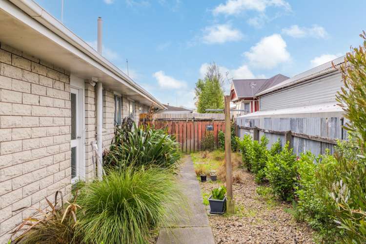2 & 3/76 Ruskin Street Addington_18