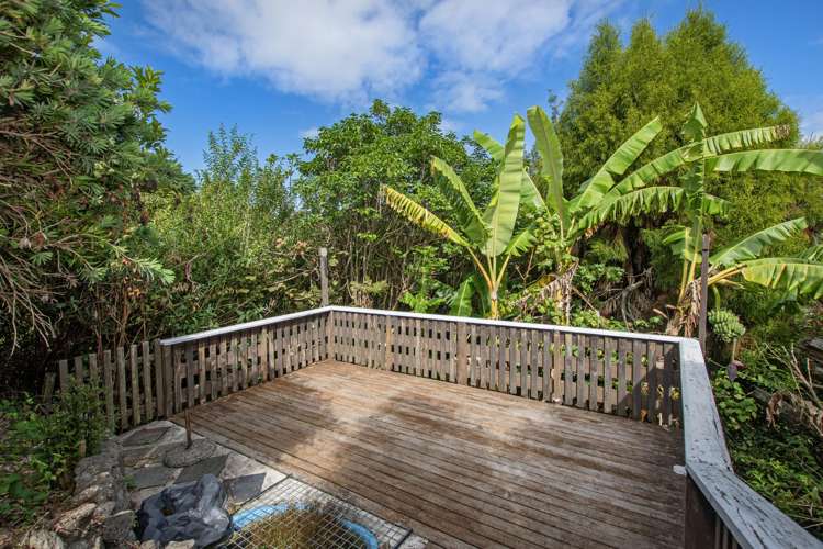 70 Mackesy Road Parahaki_12