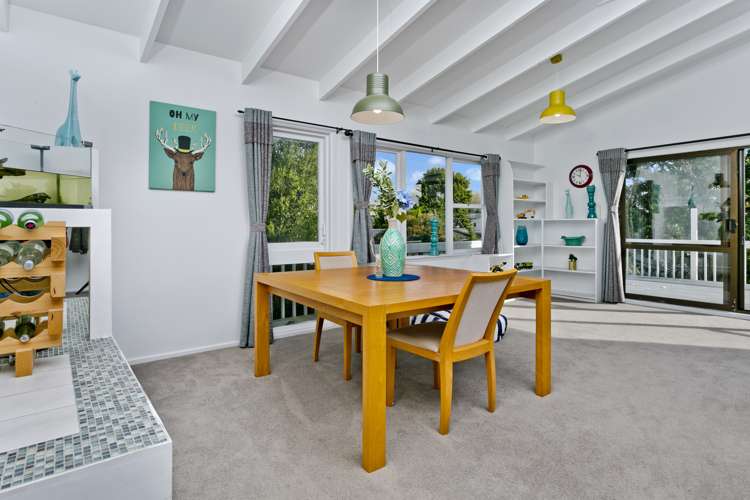 32 Fairclough Road Beach Haven_10