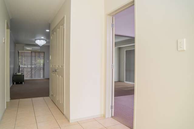 37 Peninsula Road Mangere_2