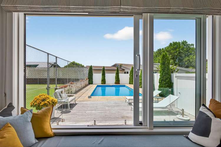 27 Neeve Road Taradale_13