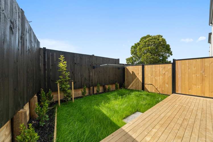 9/36 Thatcher Street Mission Bay_17