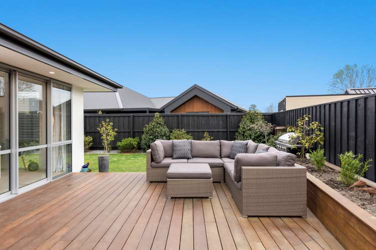 8 Irvines Track Halswell_19