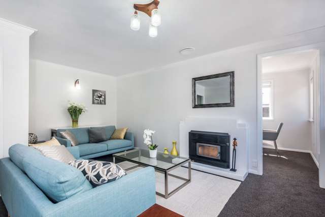 27 Collins Avenue Tawa_3