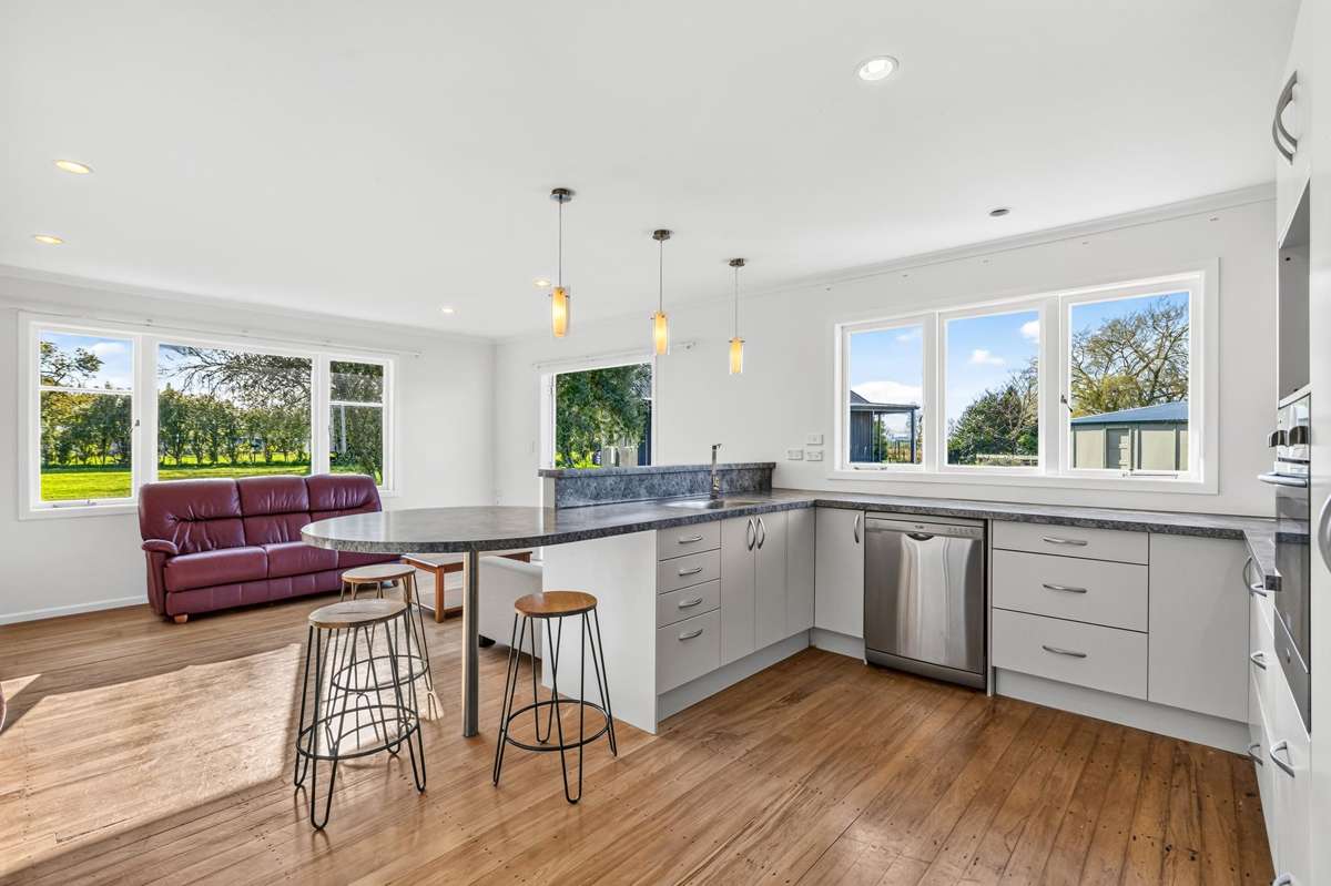 16 Eureka Road_2