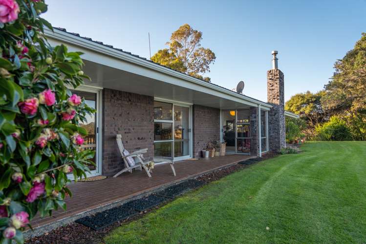 150 Whangaruru Wharf Road Russell Surrounds_10