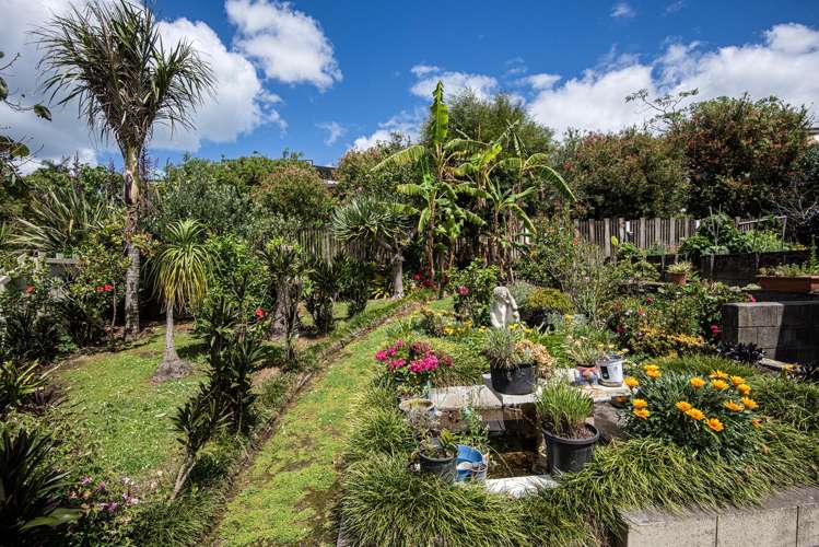 296 Beach Road Onerahi_21