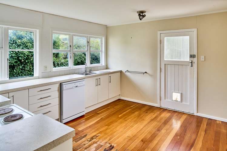 13 Pukerua Beach Road Pukerua Bay_5