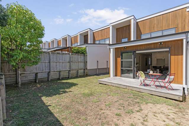 6 Quarters Lane Beachlands_2