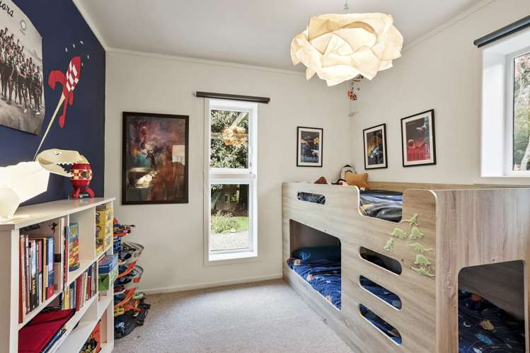 646 West Coast Road Oratia_14