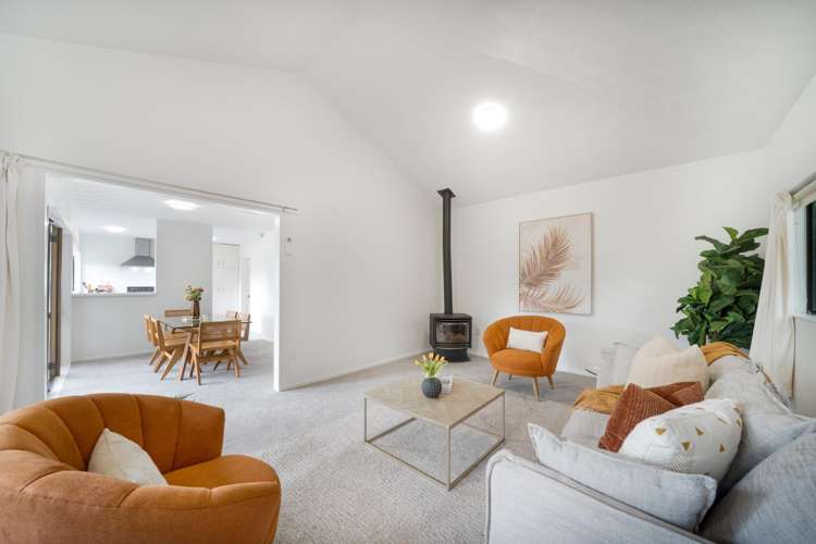 133 Helston Road Paparangi_4