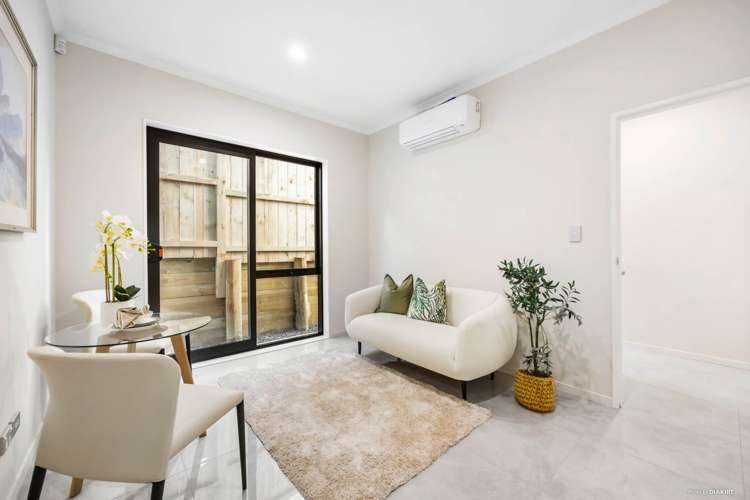 1a Tannaghmore Drive Flat Bush_10
