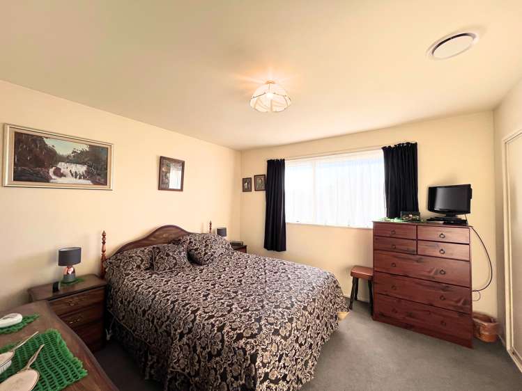 27 Avenal Street Avenal_7