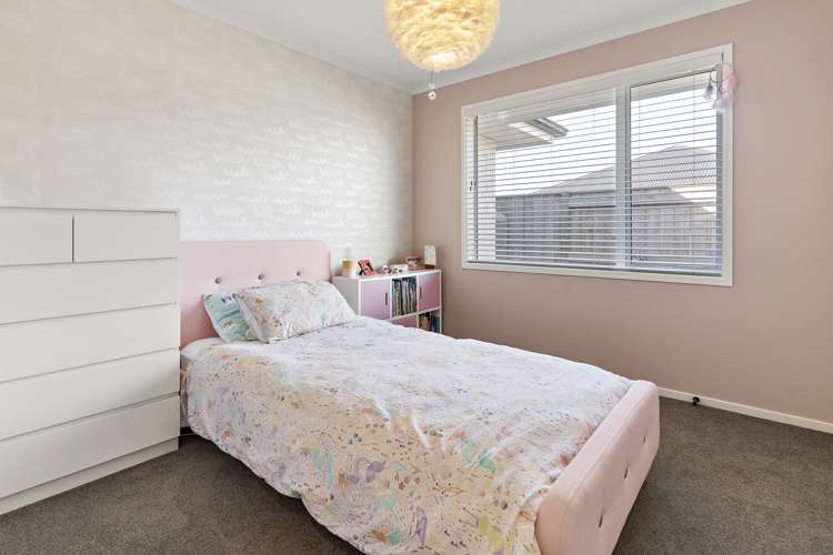 5 Maple Grove Solway_12