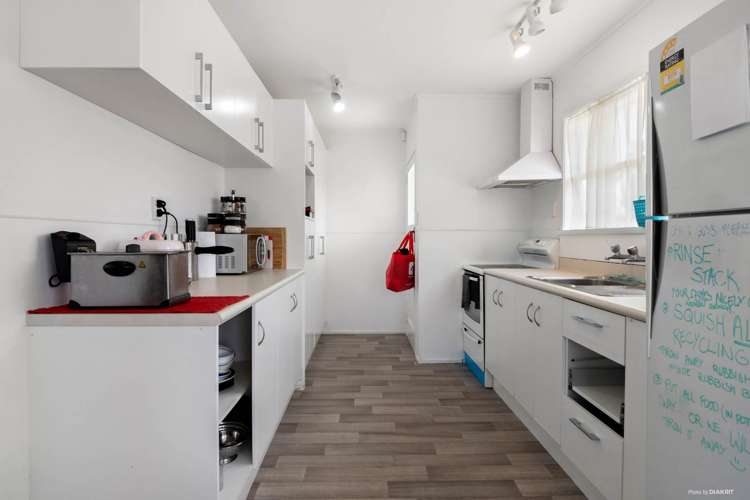 25 President Avenue Papakura_5