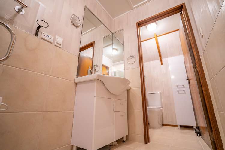 6 Tom Plato Drive Te Anau_16