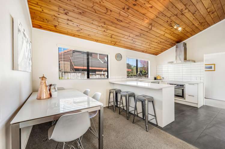 2/153 Whitford Road Somerville_7