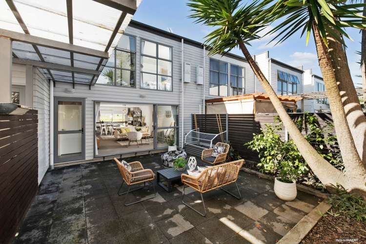 34 Zabeel Crescent Takanini_3