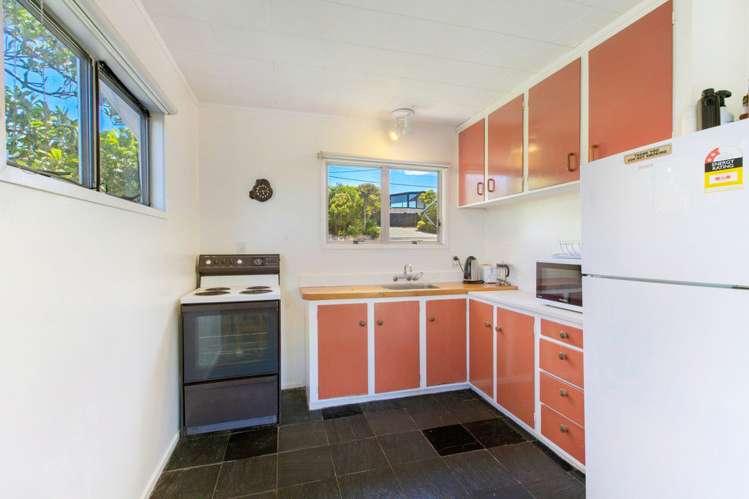 11 Newton Road Oneroa_11