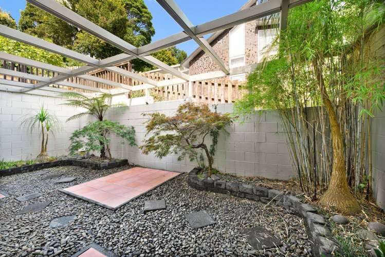 30 Lingham Crescent Torbay_19