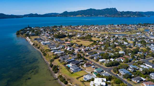 Cherished Coastal Escape – Your Turn to Begin
